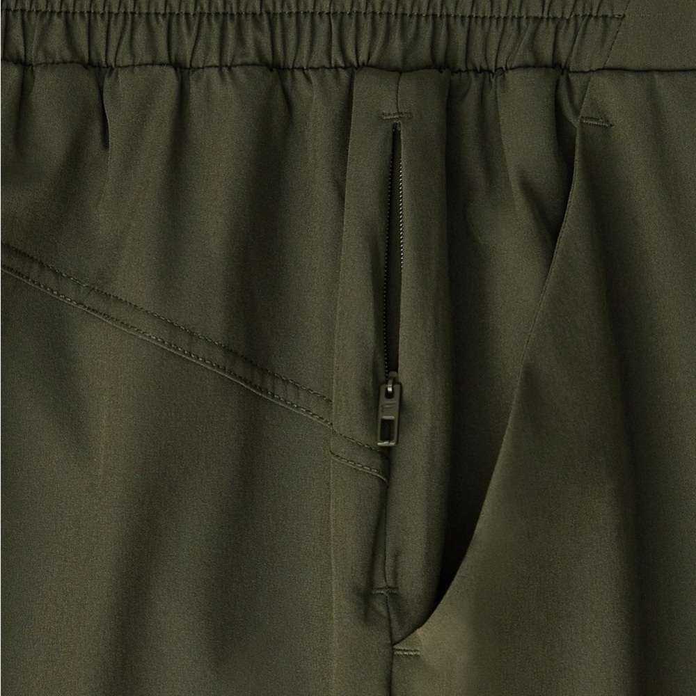 Fabletics Downtown Cargo Pants Dark Olive Wide Leg - Picture 11 of 12